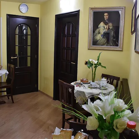 לינה וארוחת בוקר La Casa Di Luigi גיארדיני נאקסוס