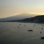La Casa Di Luigi Giardini Naxos