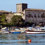 Bed & Breakfast La Casa Di Luigi Giardini Naxos